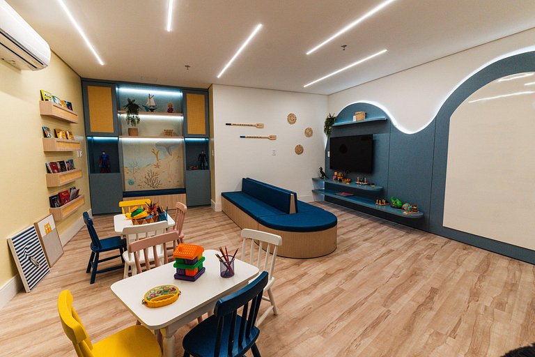 Apartamento 1 Quarto com Vista Parcial para o Mar