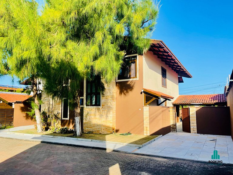 Casa com Piscina: Conforto e Tranquilidade