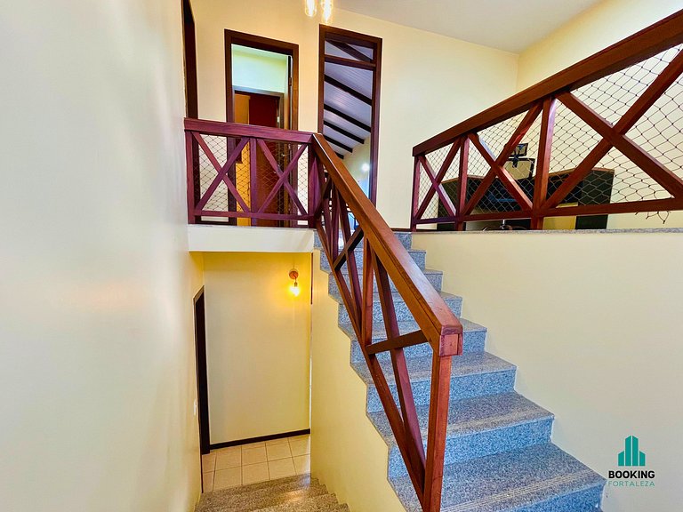 Casa com Piscina: Conforto e Tranquilidade
