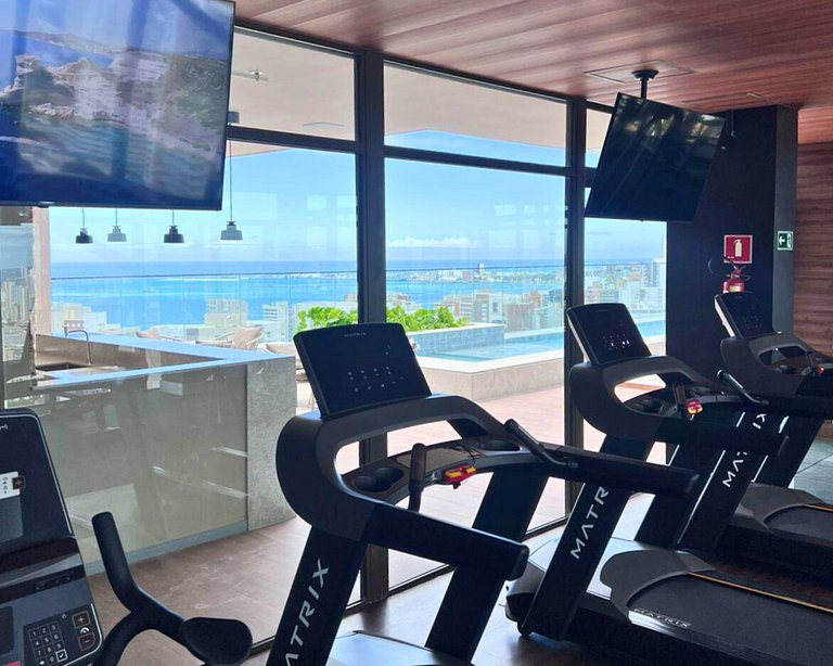 Studio Beach Class Meireles – Rooftop & Piscina