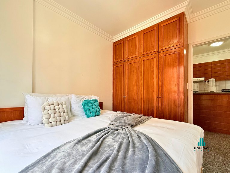 Flat Saint Martin 803